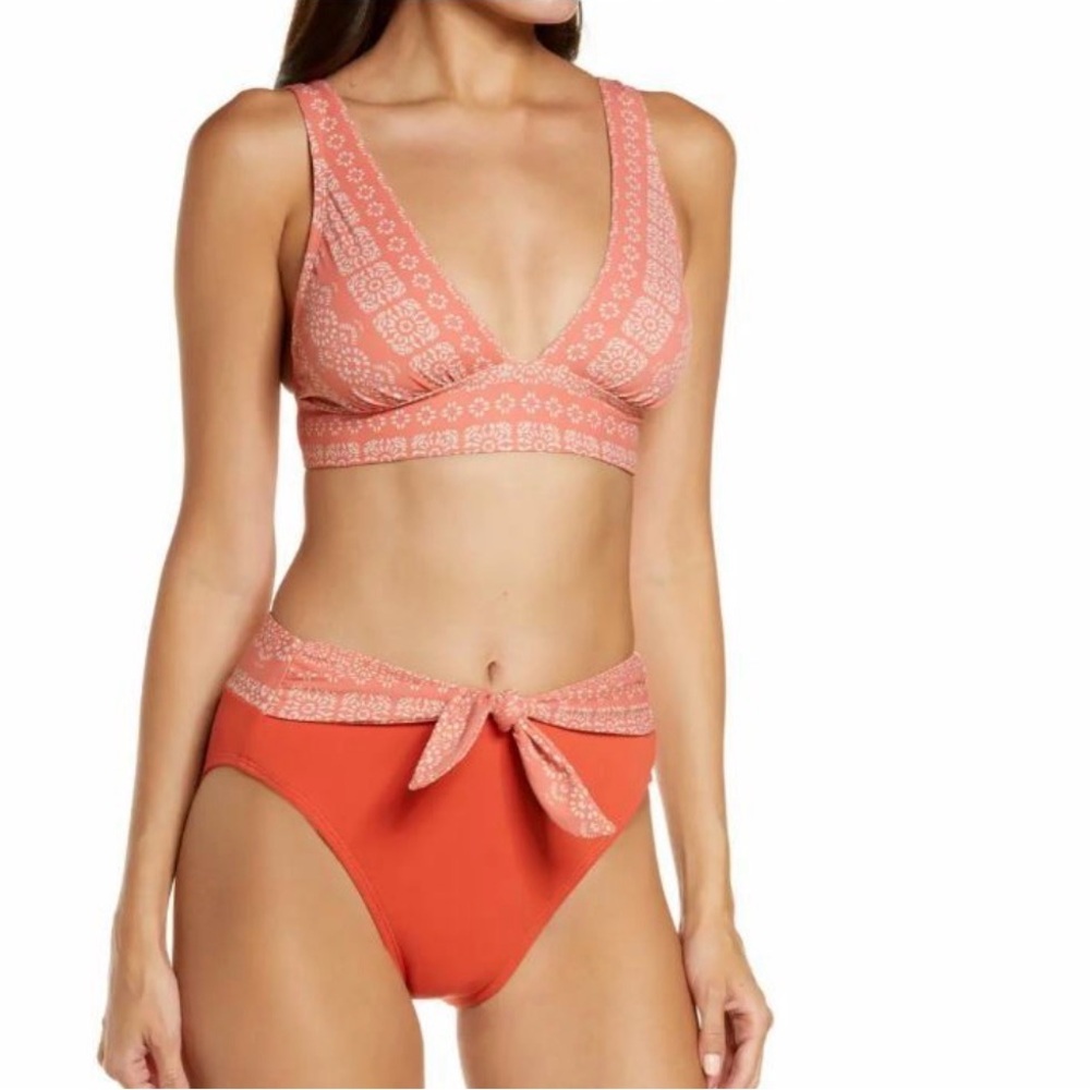 Robin Piccone Coral Floral V-Neck Bikini TOP ONLY Tie Back Adjustable Straps